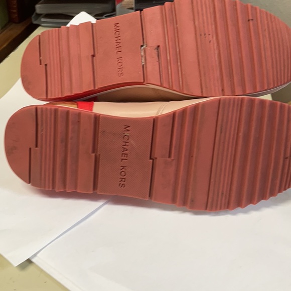 Michael Kors Allie Extreme Color-Block - Picture 8 of 9